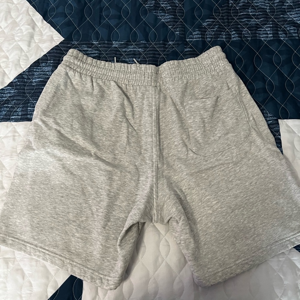 H&M grey shorts